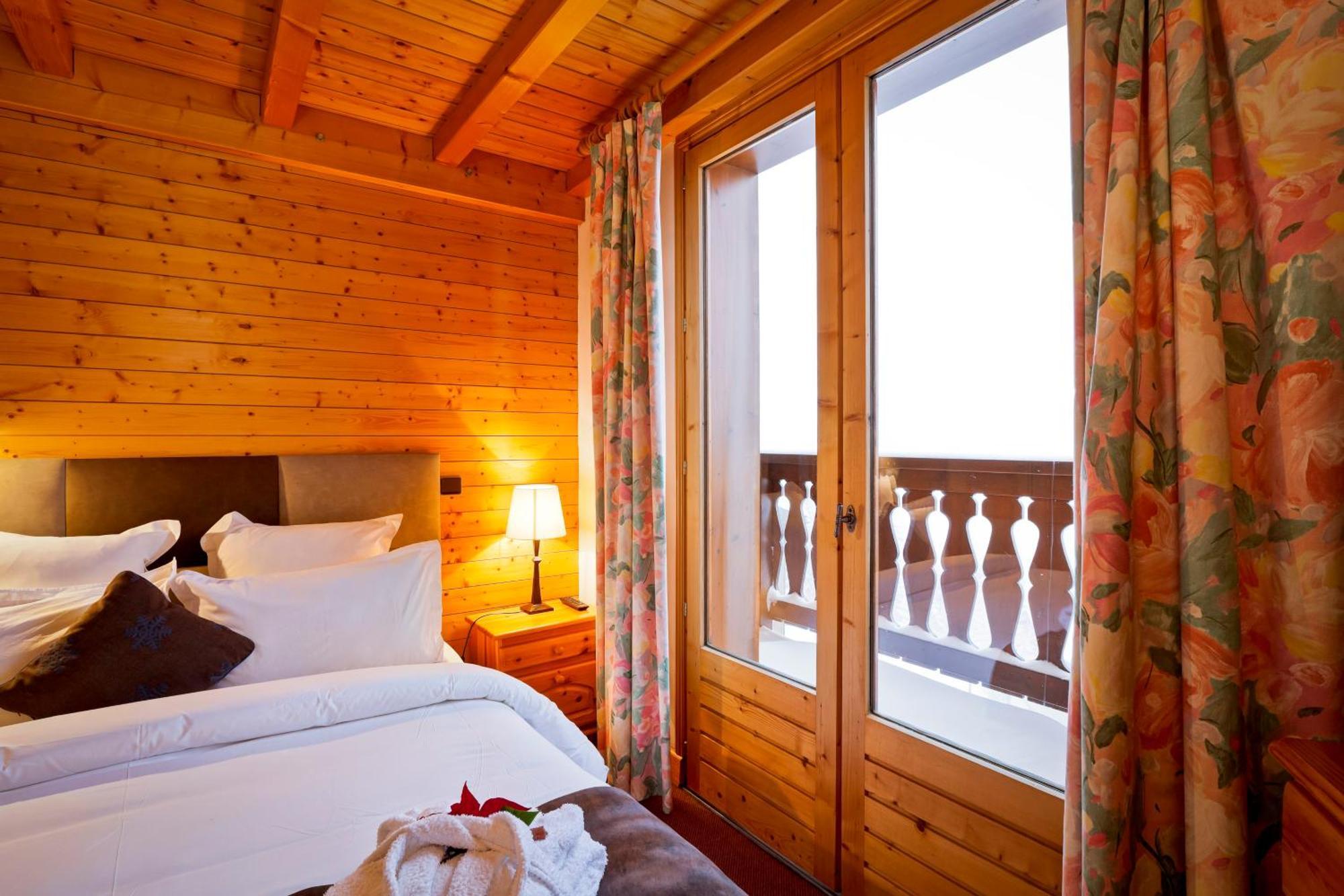 Hotel Les Flocons Courchevel Ngoại thất bức ảnh